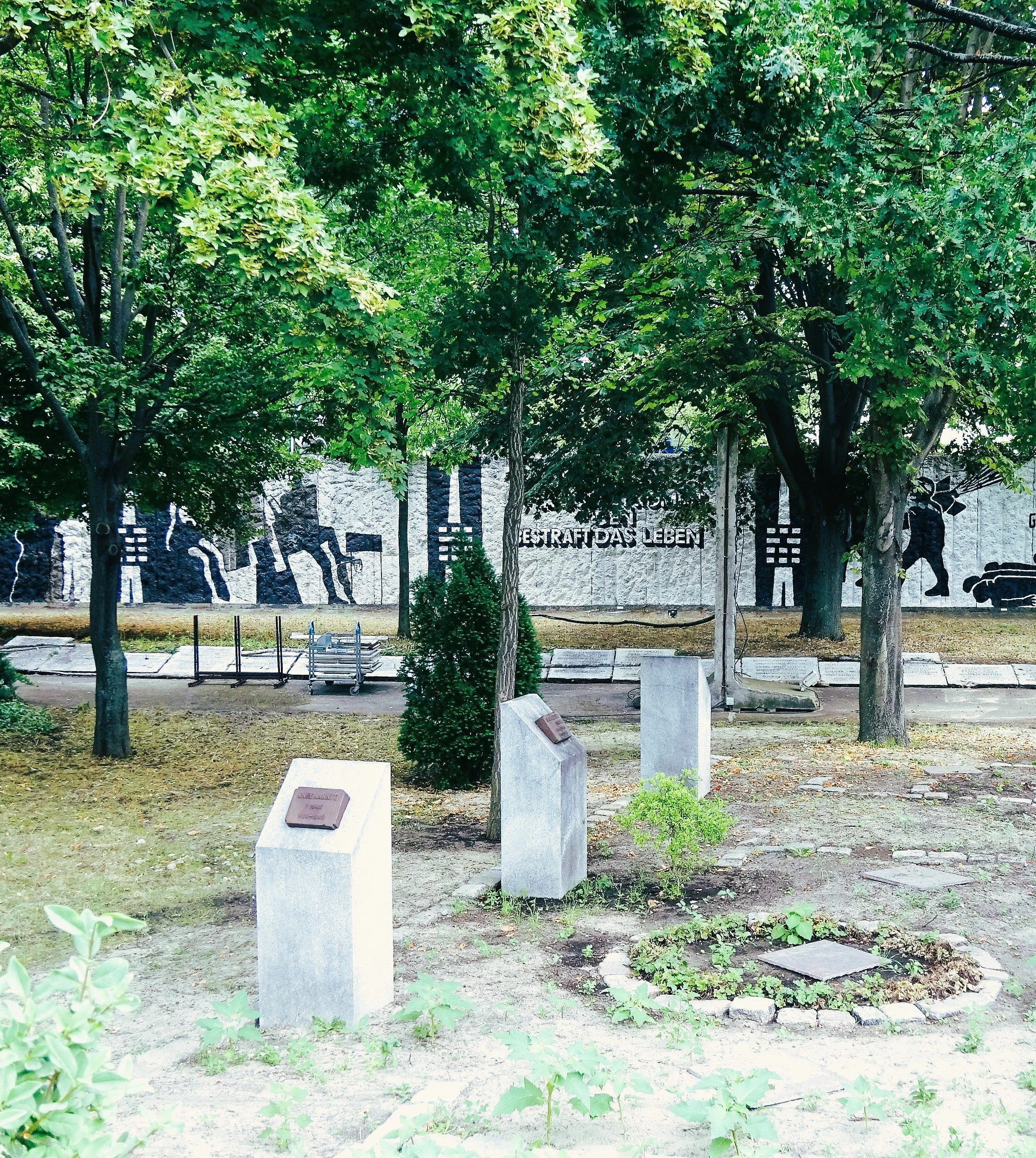Berliner Brückengeschichten, Parlament der Bäume, Ben Wargin