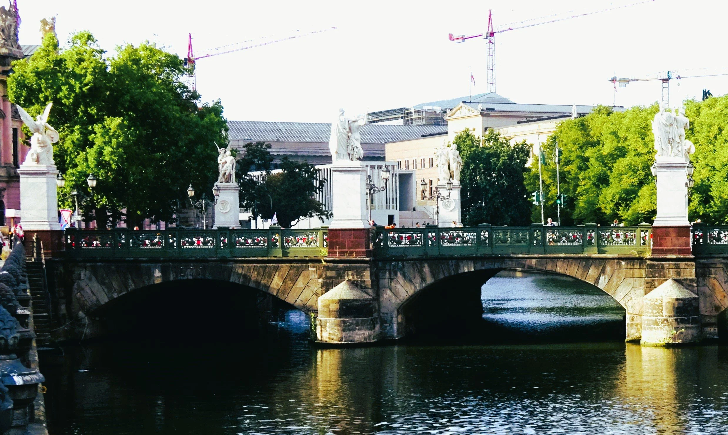 Berliner Brückengeschichten, Schlossbrücke