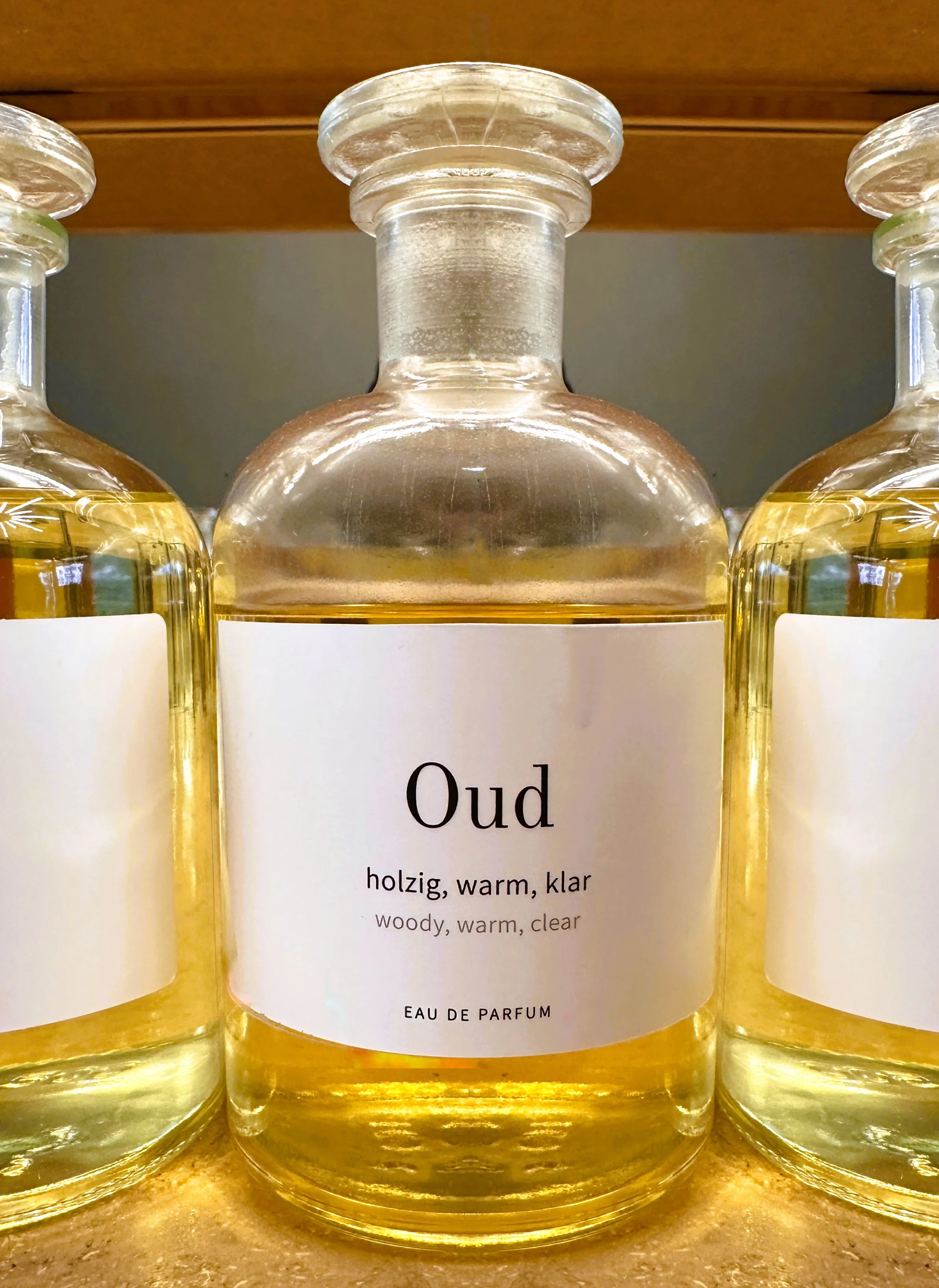 Mein Parfum von Harry Lehmann, Parfumflasche "Oud"