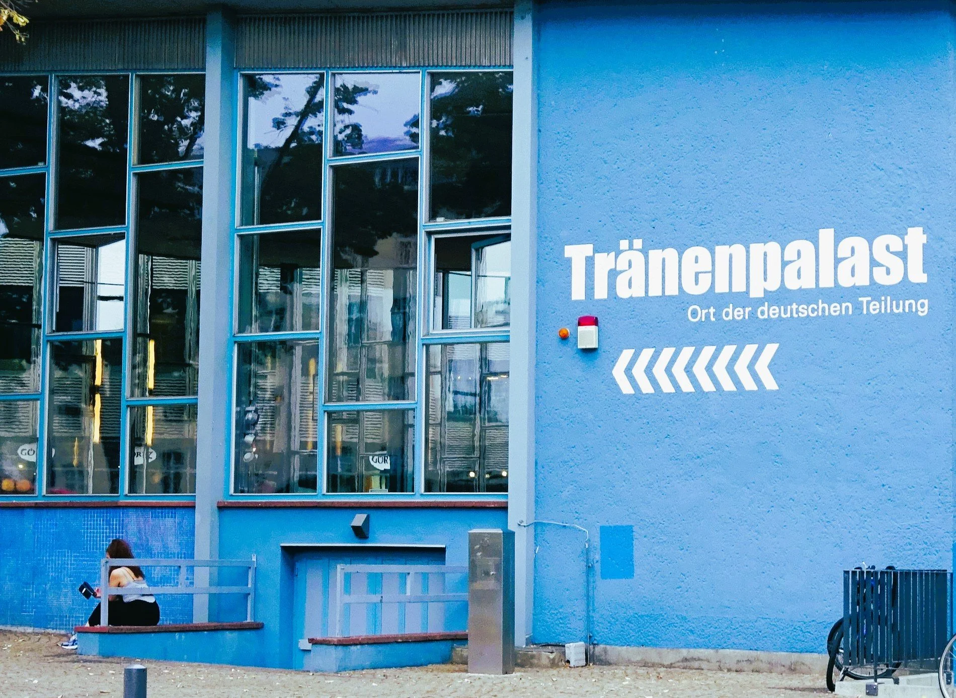 Berliner Brückengeschichten, Tränenpalast