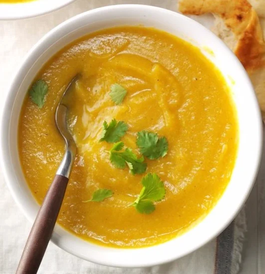 Creamy Cauliflower Pakora Soup