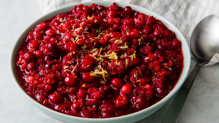 delish-fresh-cranberry-relish.png