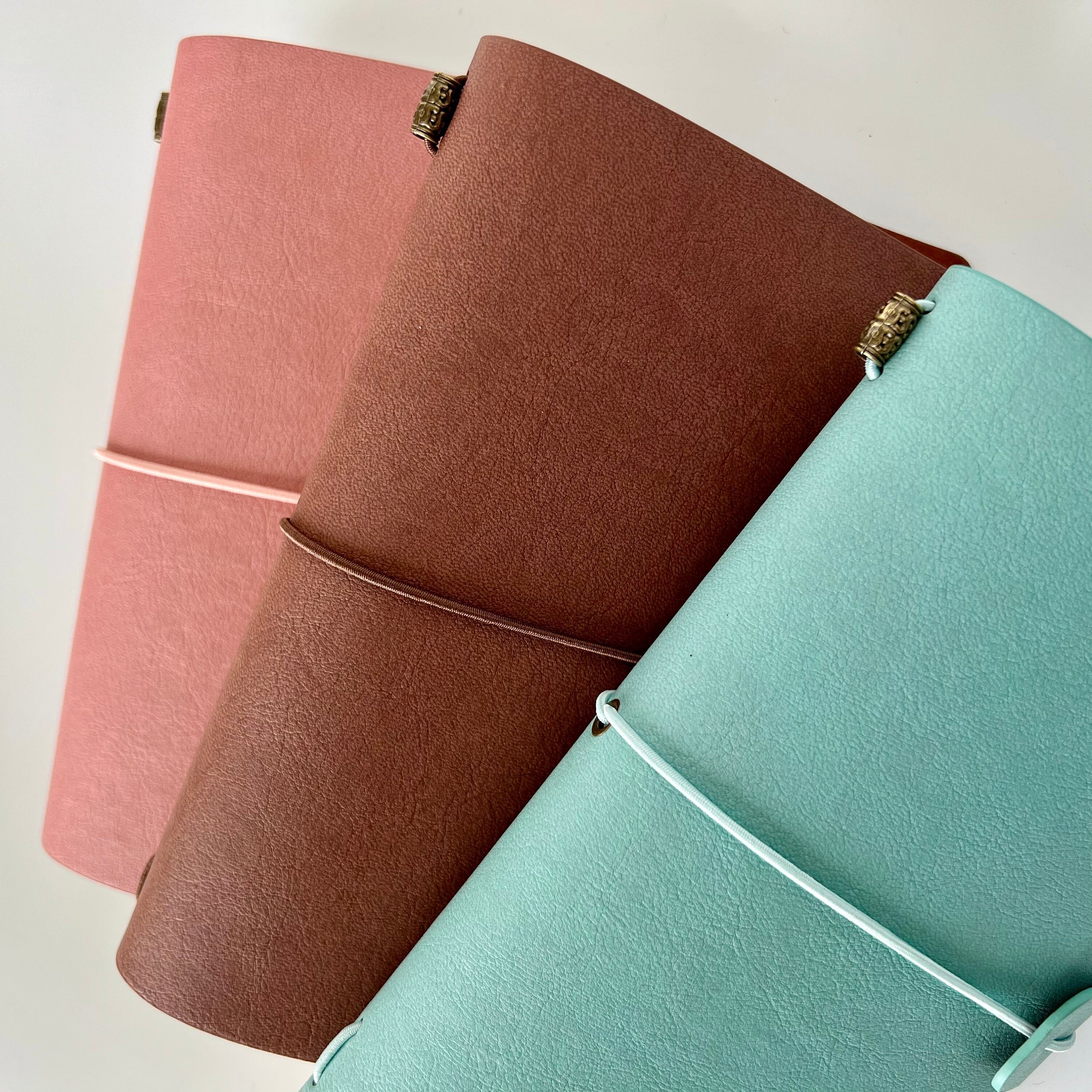 https://i.etsystatic.com/17119990/r/il/86c8f3/4342753698/il_fullxfull.4342753698_n77c.jpg