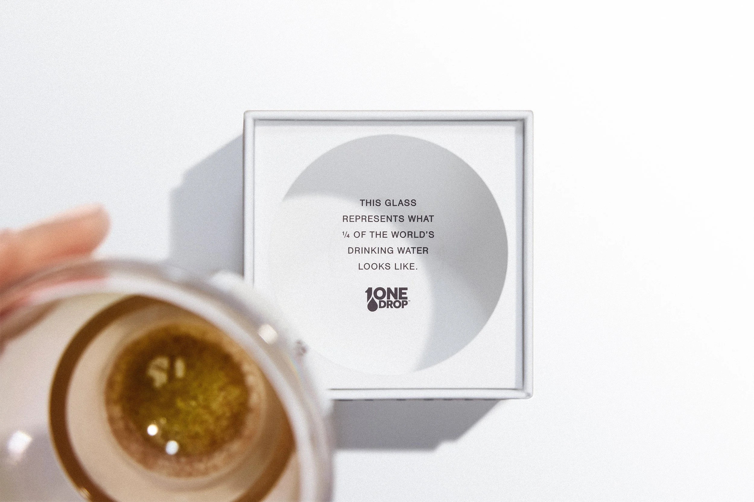 OneDrop_UnfairGlass_DAAD_03.jpg