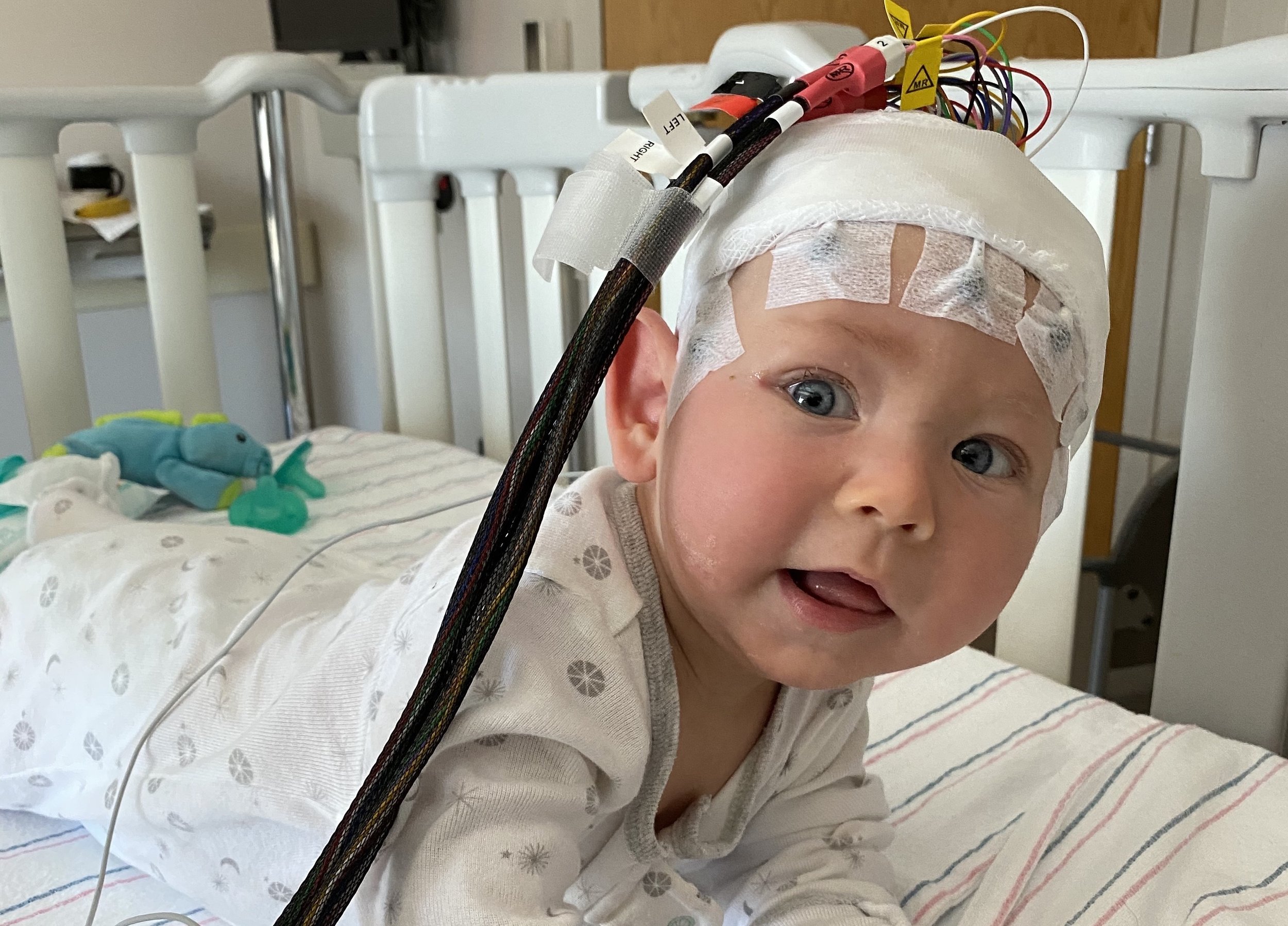 Et barn med behandlingsrefraktær epilepsi