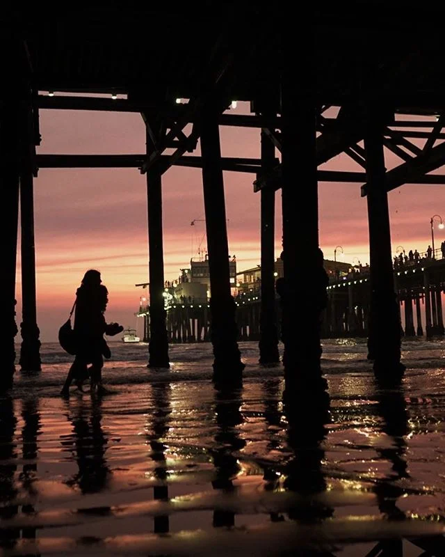 I can&rsquo;t tell if under the boardwalk is cool or creepy.
.
.
.
.
.
.
.
.
.
 #skypornpics #sunsetsnipers #skylovers #sunrise_and_sunsets #sunsets #sunset_hub #sunsetlovers #instasunsets #all_sunsets #sunsethunter #sunset_madness #sunset_stream #su