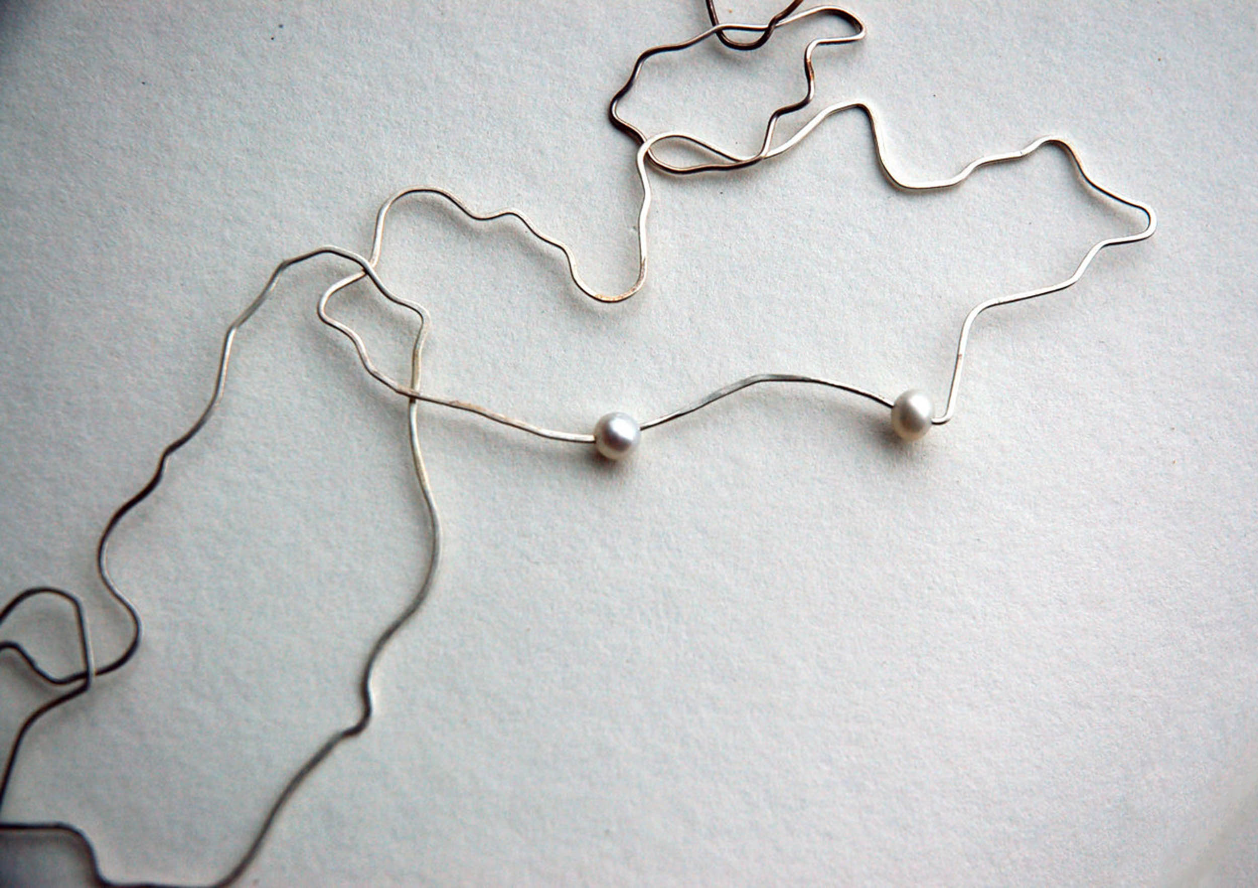 ebb oyster pearl chain.jpg