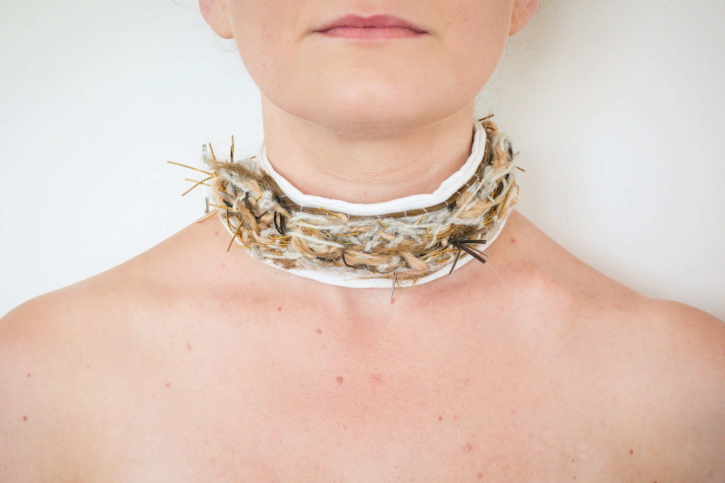 Nest neckpiece