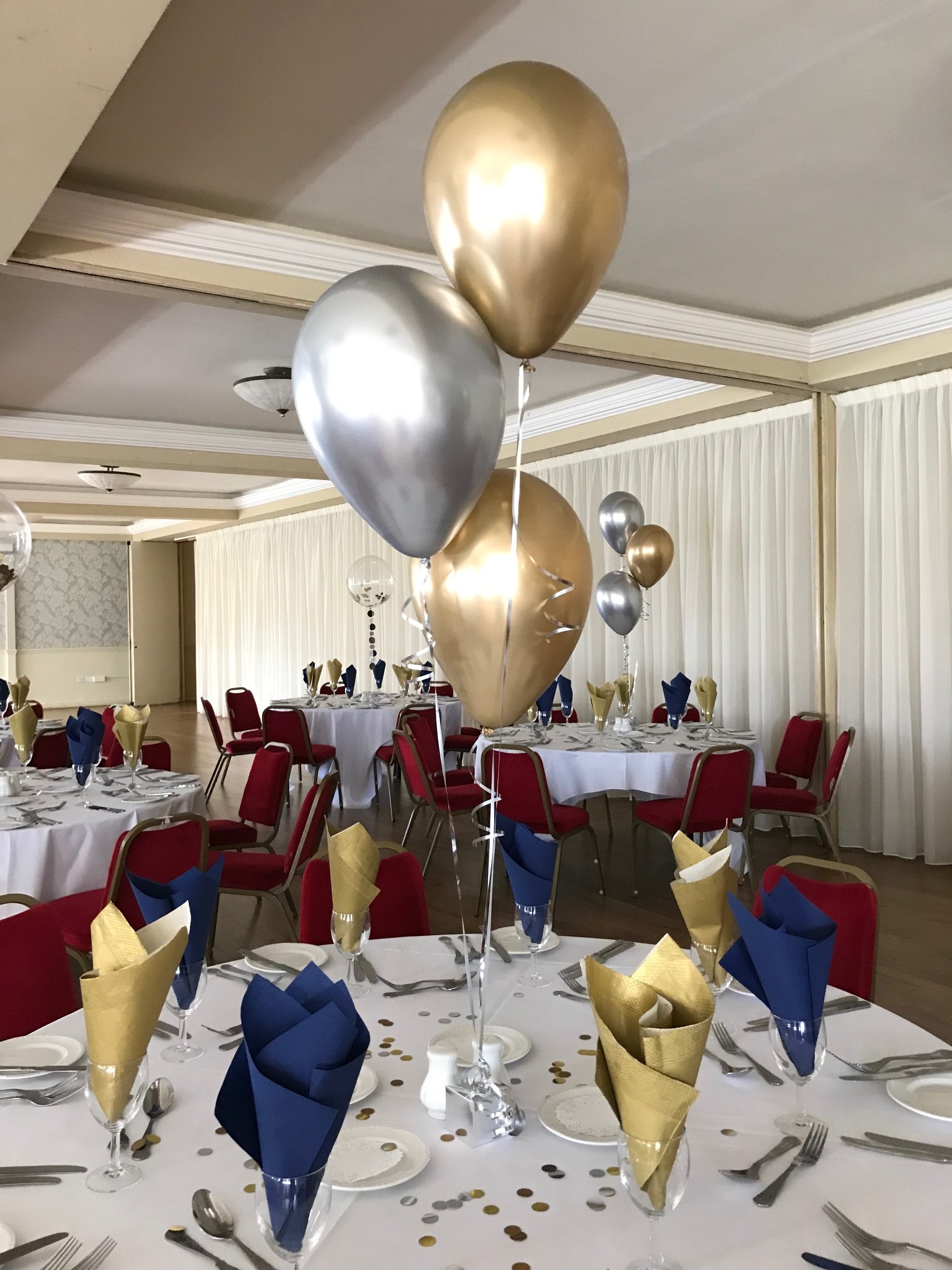 Silver and Gold Chrome 3 Balloon Display.jpg
