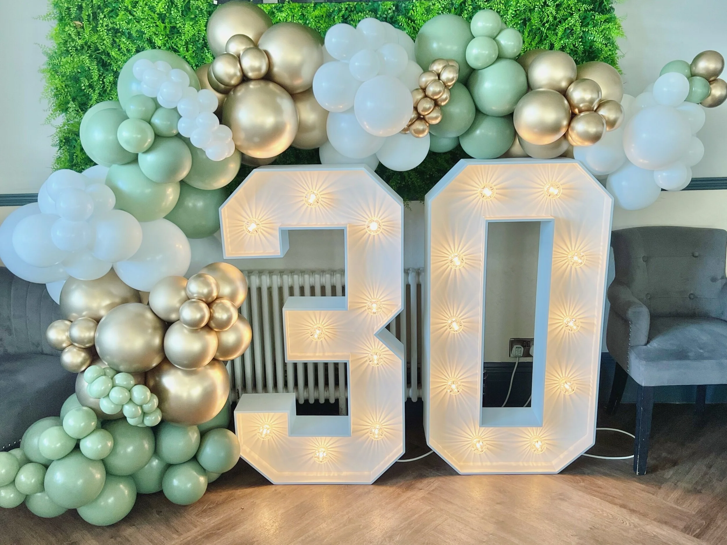 CD9E5CFD-C193-4739-B822-0DB9E264ADE1