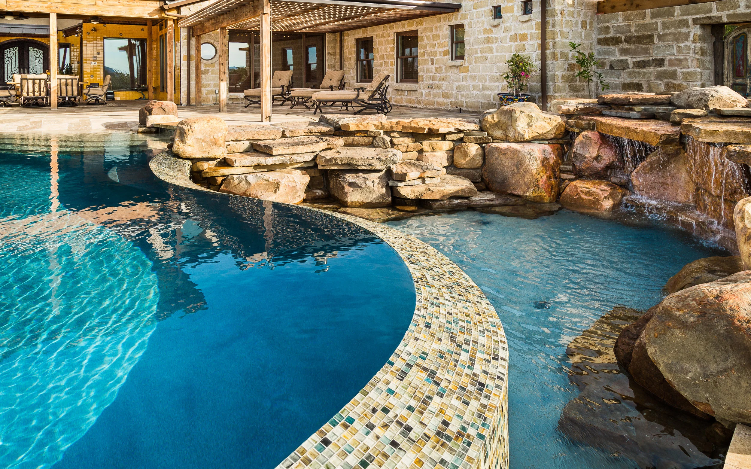 812_rivercliff_drive_hi_res-41-3691635802-o.jpg