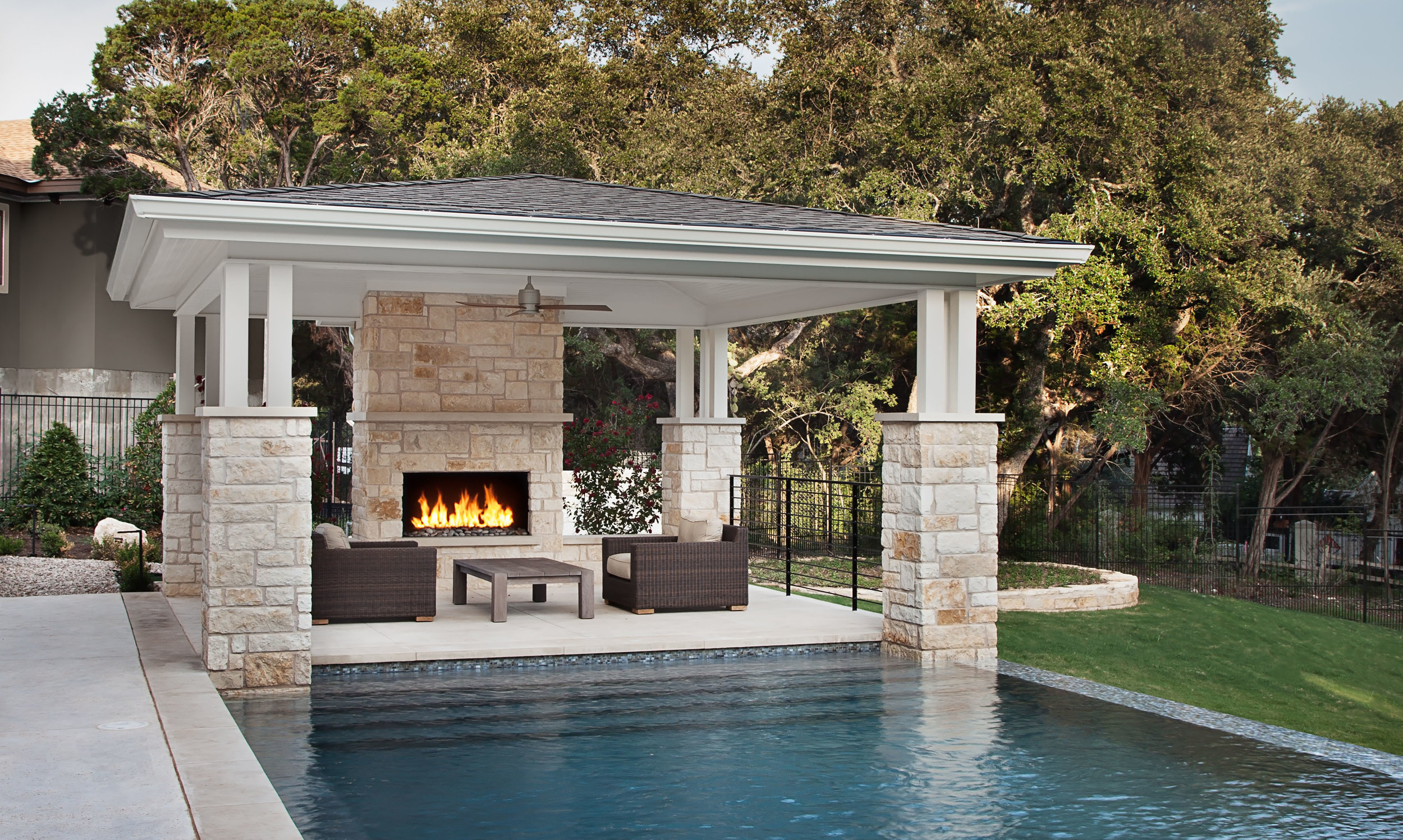 Outdoor Living Spaces | Custom Pool Builders | Austin Water Designs