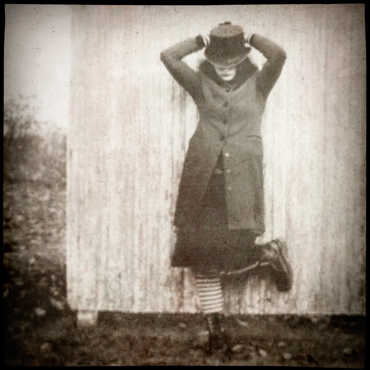 Jen-Kiaba-fine-dont-wake-scarecrow--7.jpg