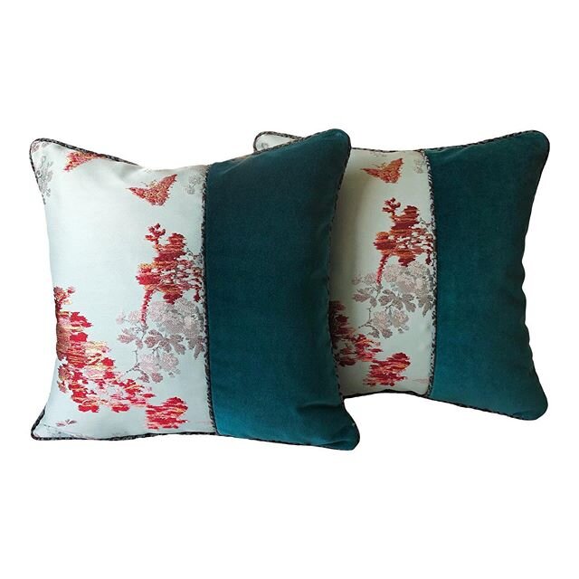 A splash of Dedar's Butterfly Revival is the showcase in this set of pieced front pillows. Paired with a deeply saturated peacock blue velvet and Rubelli Outmap these pillows long for a modern Divan or set of antique French chairs to showcase their c