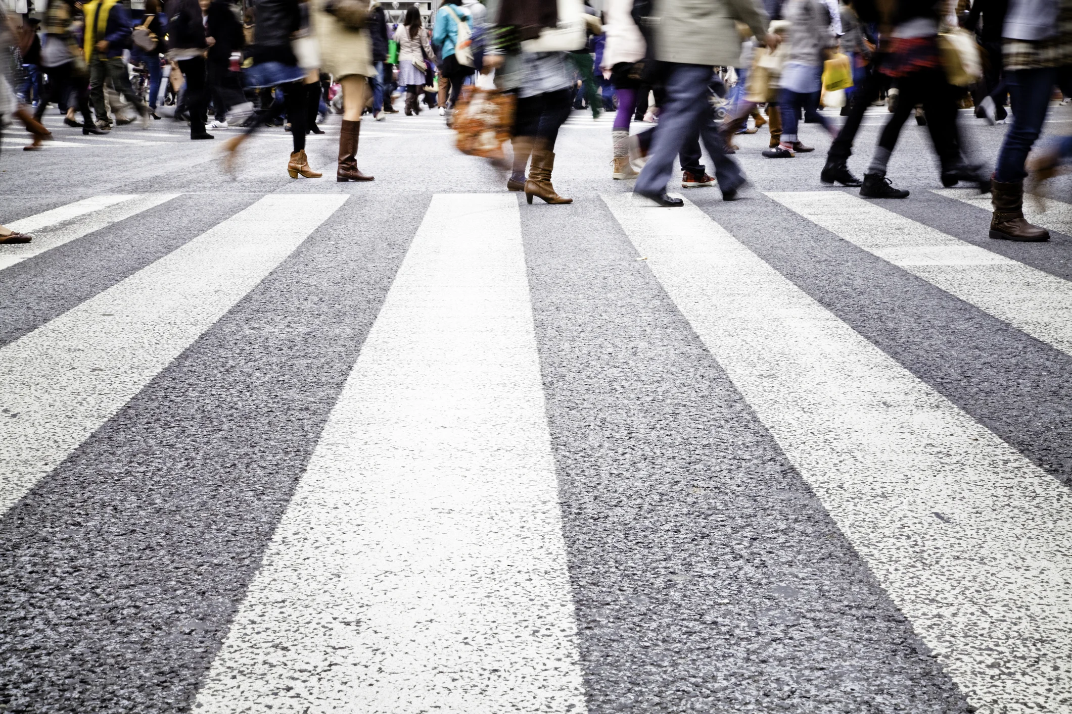 7 THINGS TO DO WHEN YOU FEEL LONELY IN A NEW CITY