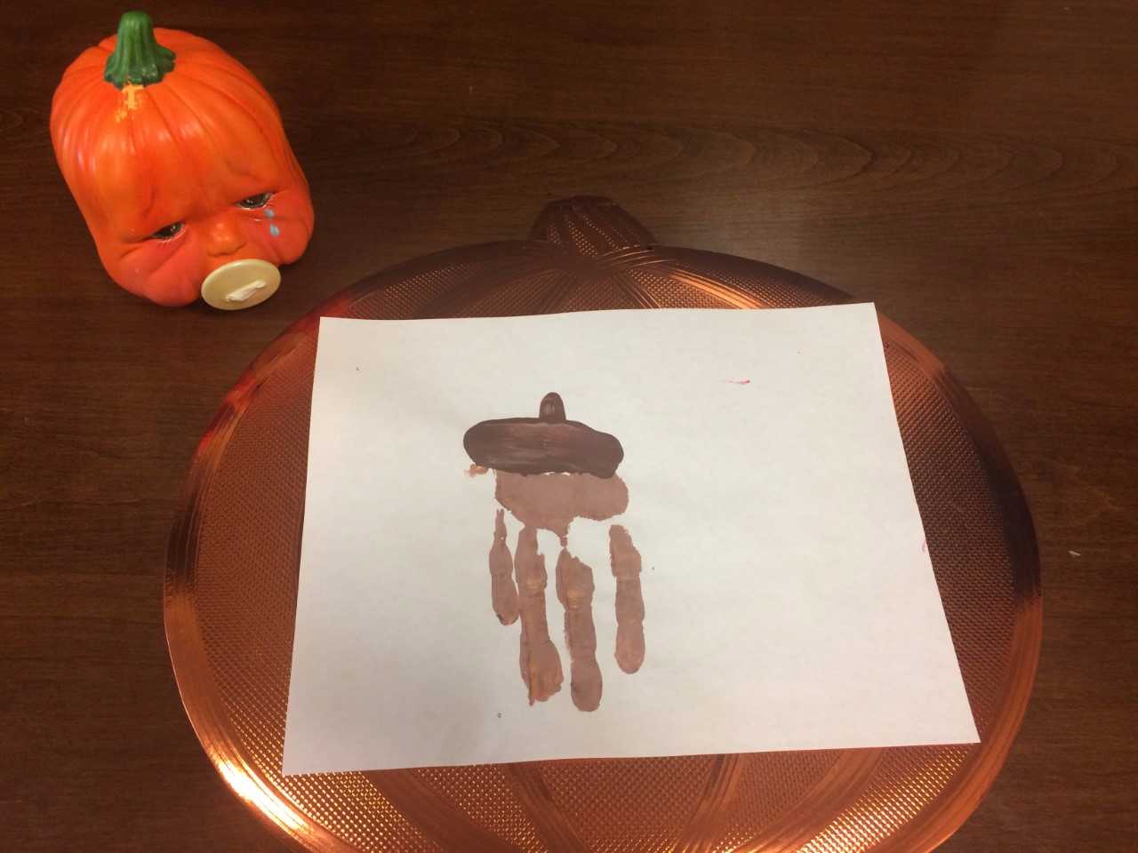 hand-acorns.jpeg