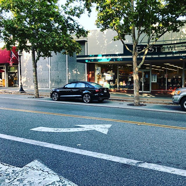 In Mountain View, California, cars park between trees. Thanks for the Instagram moment @instagram