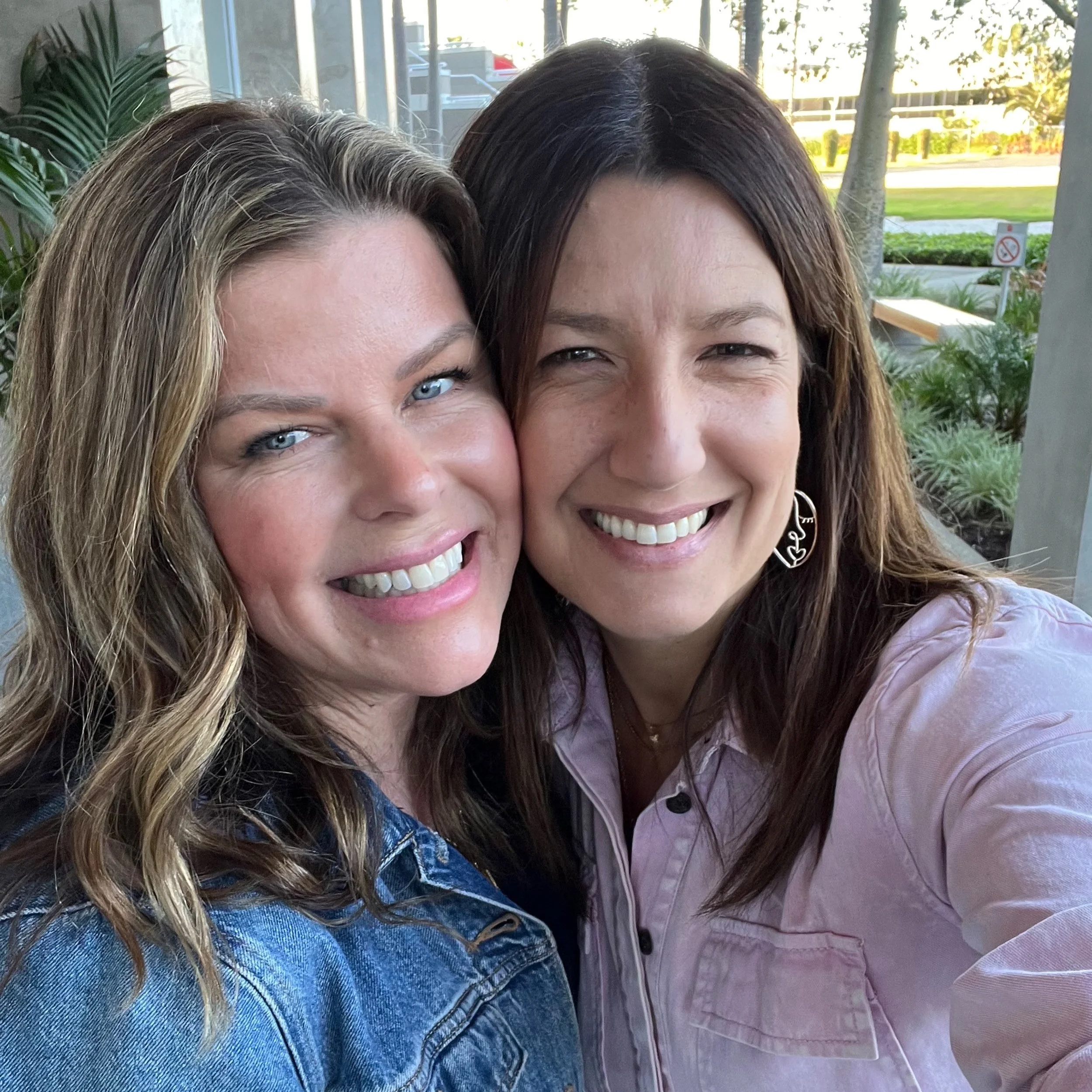 202. Living In Technicolor &amp; Listening To Your Heart w/Jennifer Varanini Sanchez