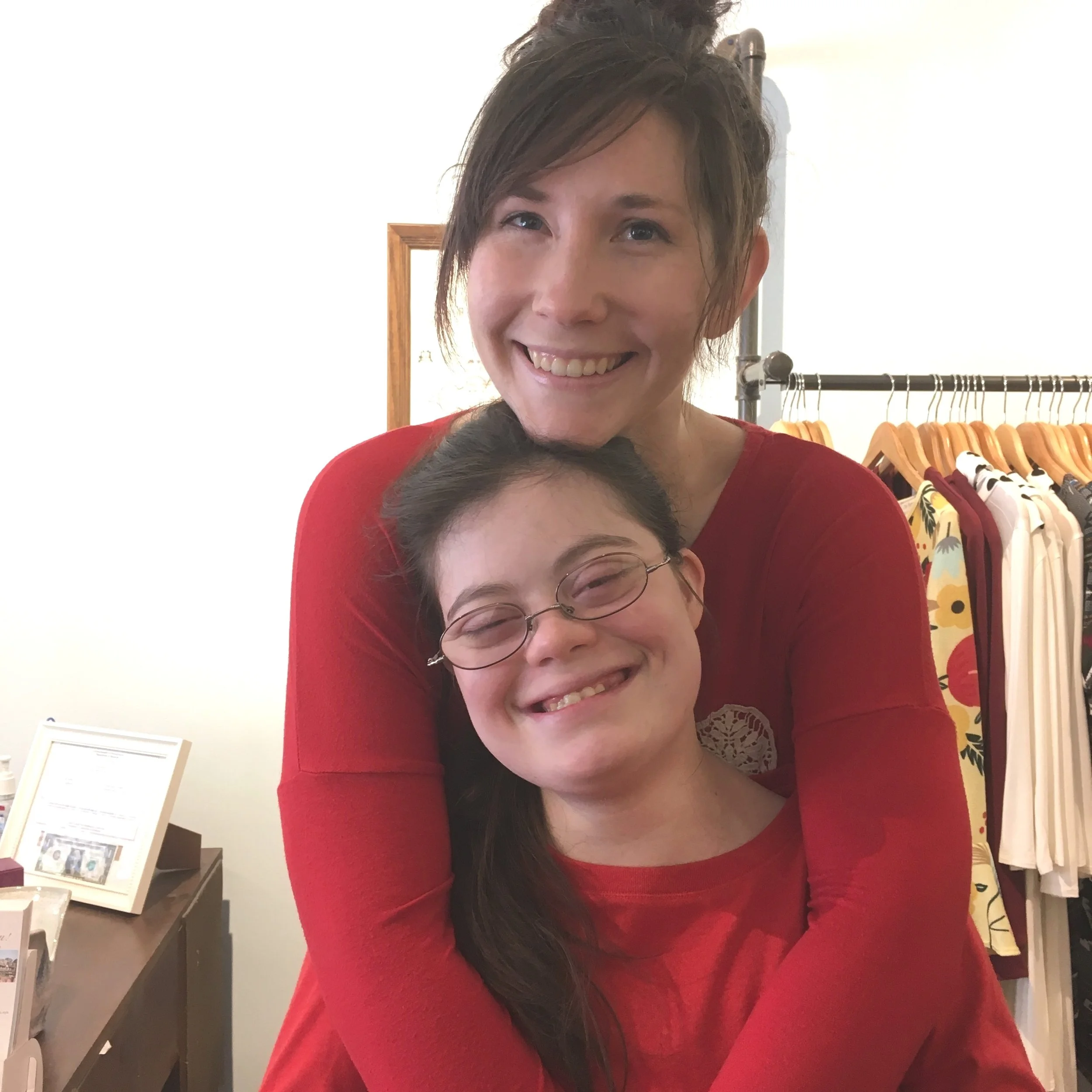 263. Designs that Dance: A Tale of Friendship and Creativity (w/Dance Happy Designs)