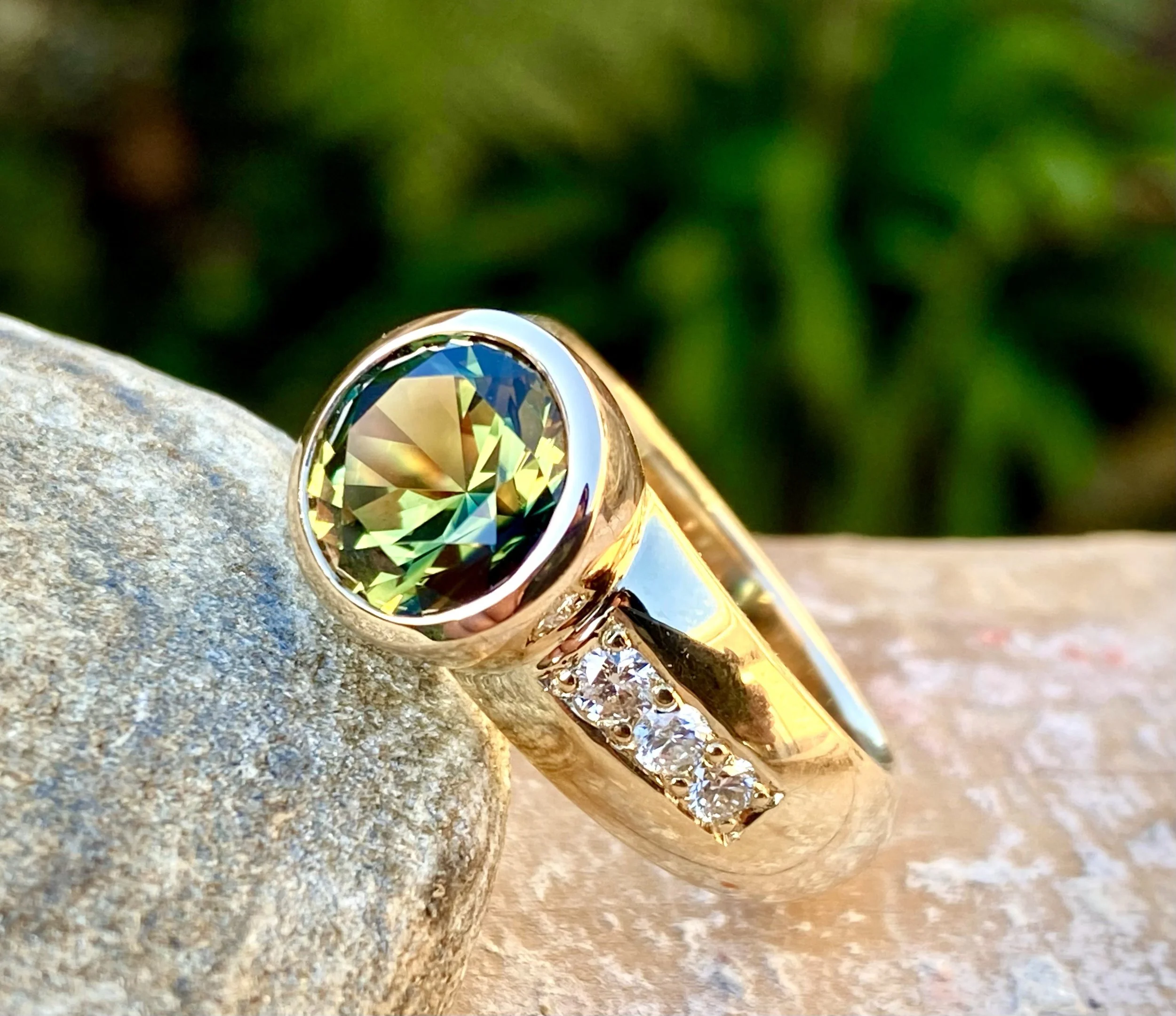 A stunning Australian parti sapphire remodel