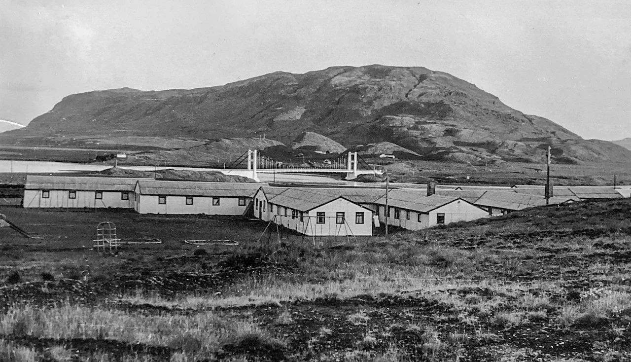 Barnaheimilið í Laugarási, “Krossinn” 1960. Mynd frá Hallfríði Konráðsdóttur, líklega tekin af Matthíasi Frímannssyni.