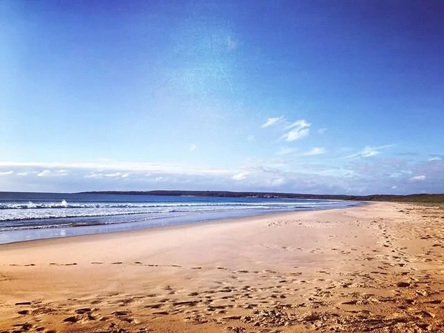 Delicious, nutrient dense food // rest &amp; relaxation // introspection &amp; autoregulation // lots of physical activity // in-person social interaction

Top supplements for optimal health &amp; wellbeing. 
Credit to @gmbfitness 
#wheresthesurf #cu