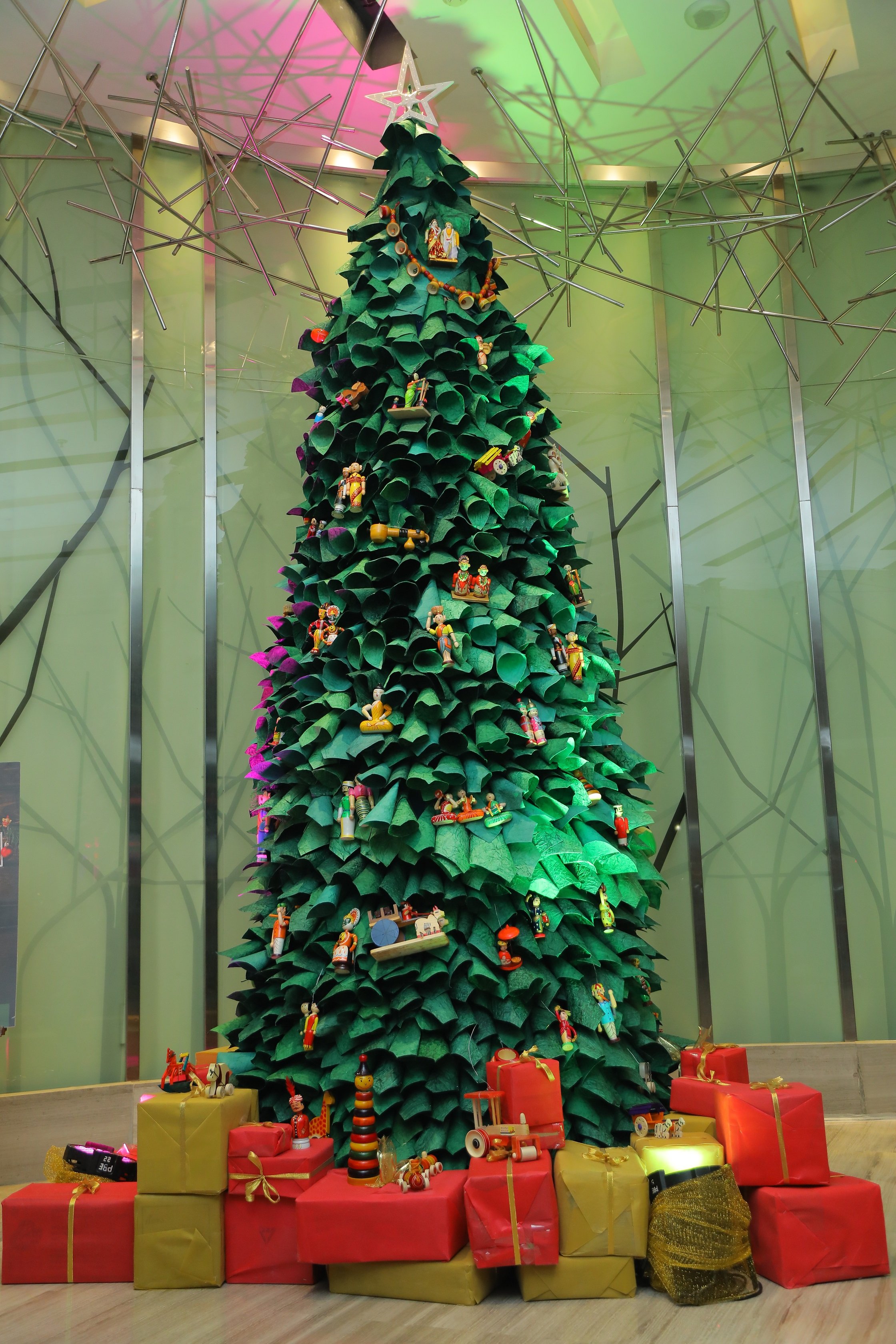Christmas Tree - ITC Welcomhotel by ITC Hotels, Bengaluru (1).JPG