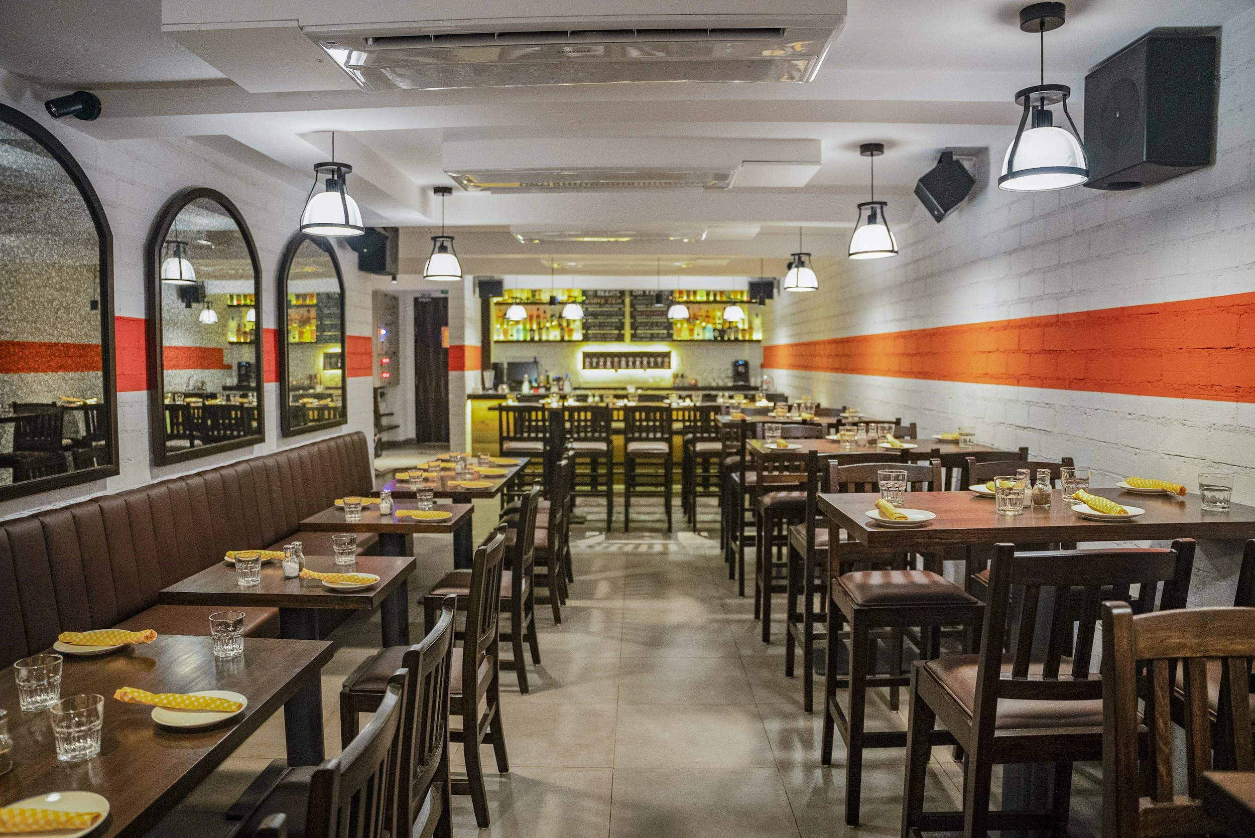 Gateway Taproom - 04 .jpg