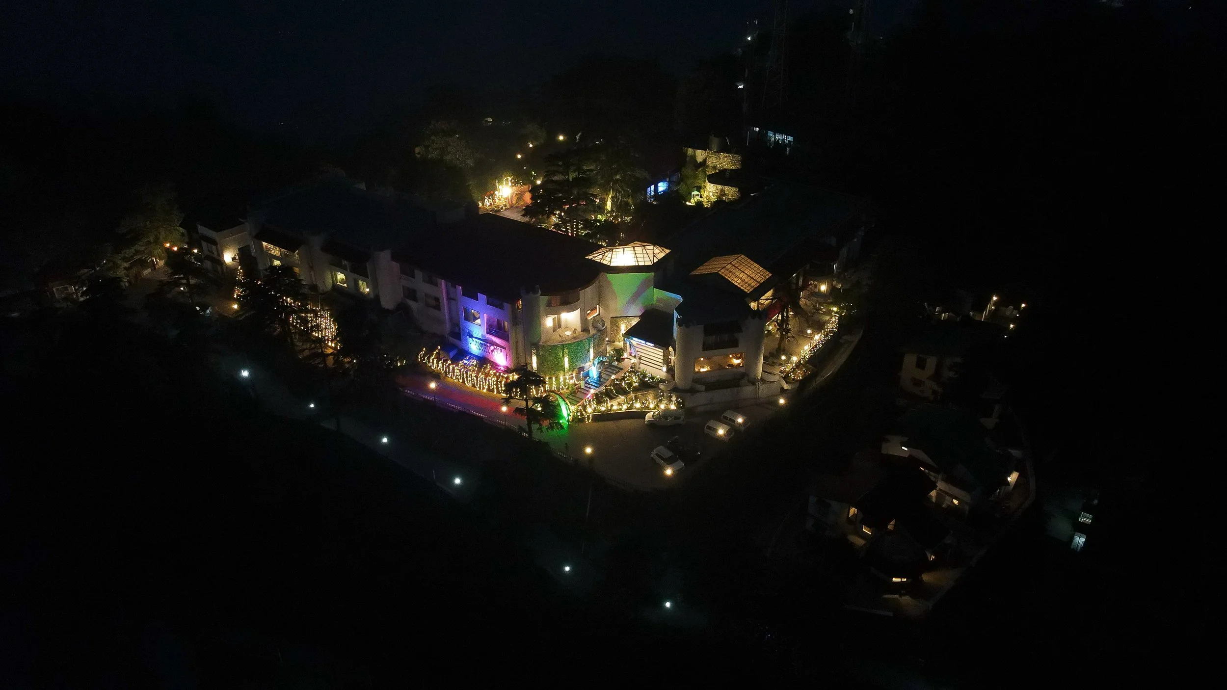 Renest Dunsvirk Court Mussoorie5.JPG