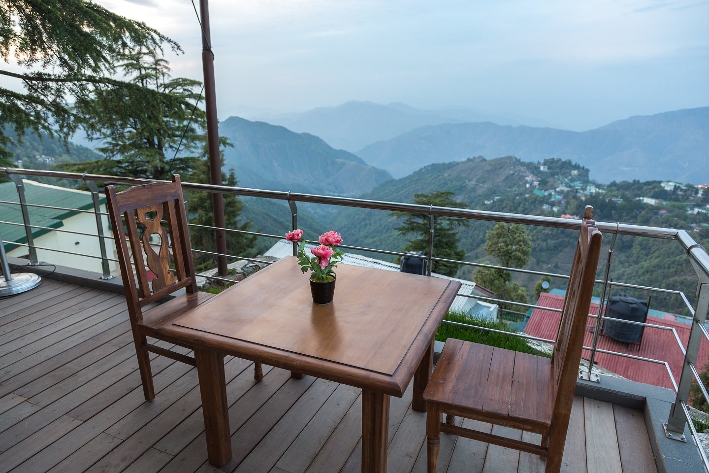 Renest Dunsvirk Court Mussoorie 1.jpg