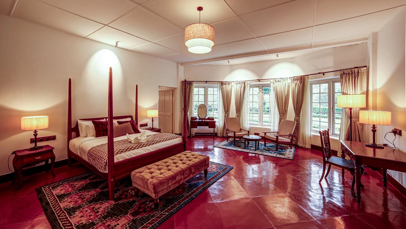 Lockhart Bungalow Room.jpg