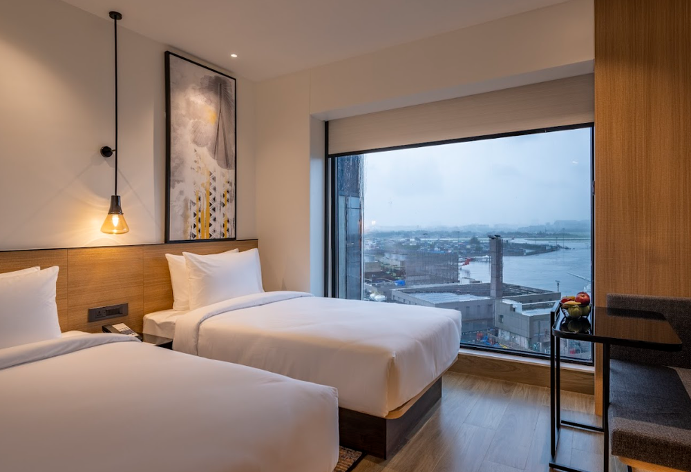 Buy Luxury Hotel Bedding from Marriott Hotels - Block Print Bolster Pillow