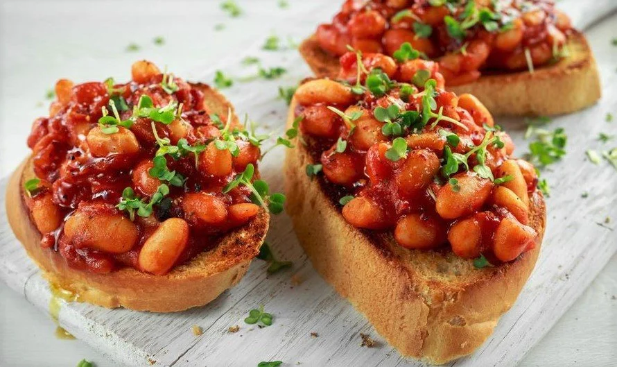 tempered baked beans on toast.jpg