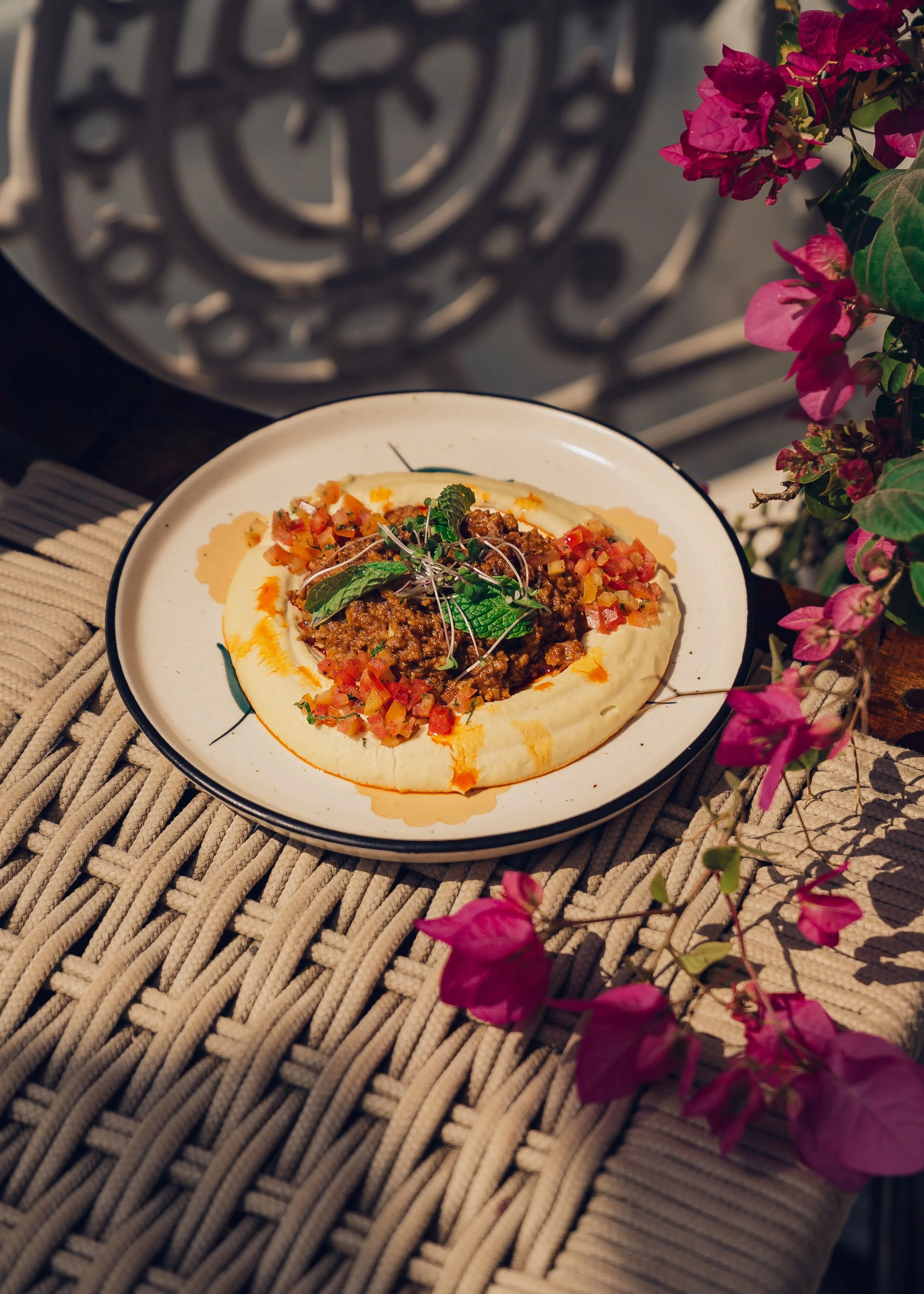 Creamy hummus with Slow cooked lamb.jpg