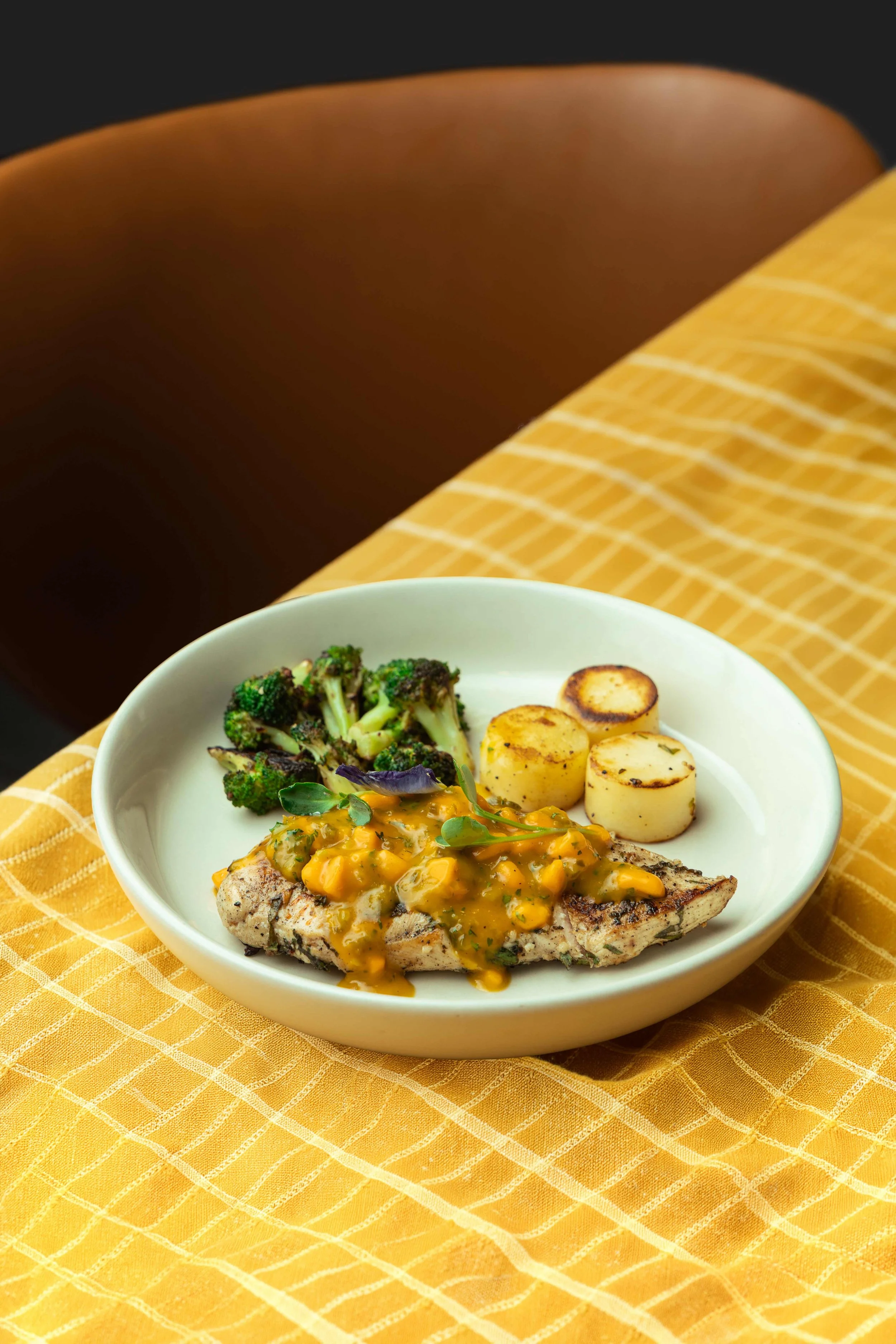 grilled chicken with mango salsa_Zane's Cafe & Pet Spa.jpg