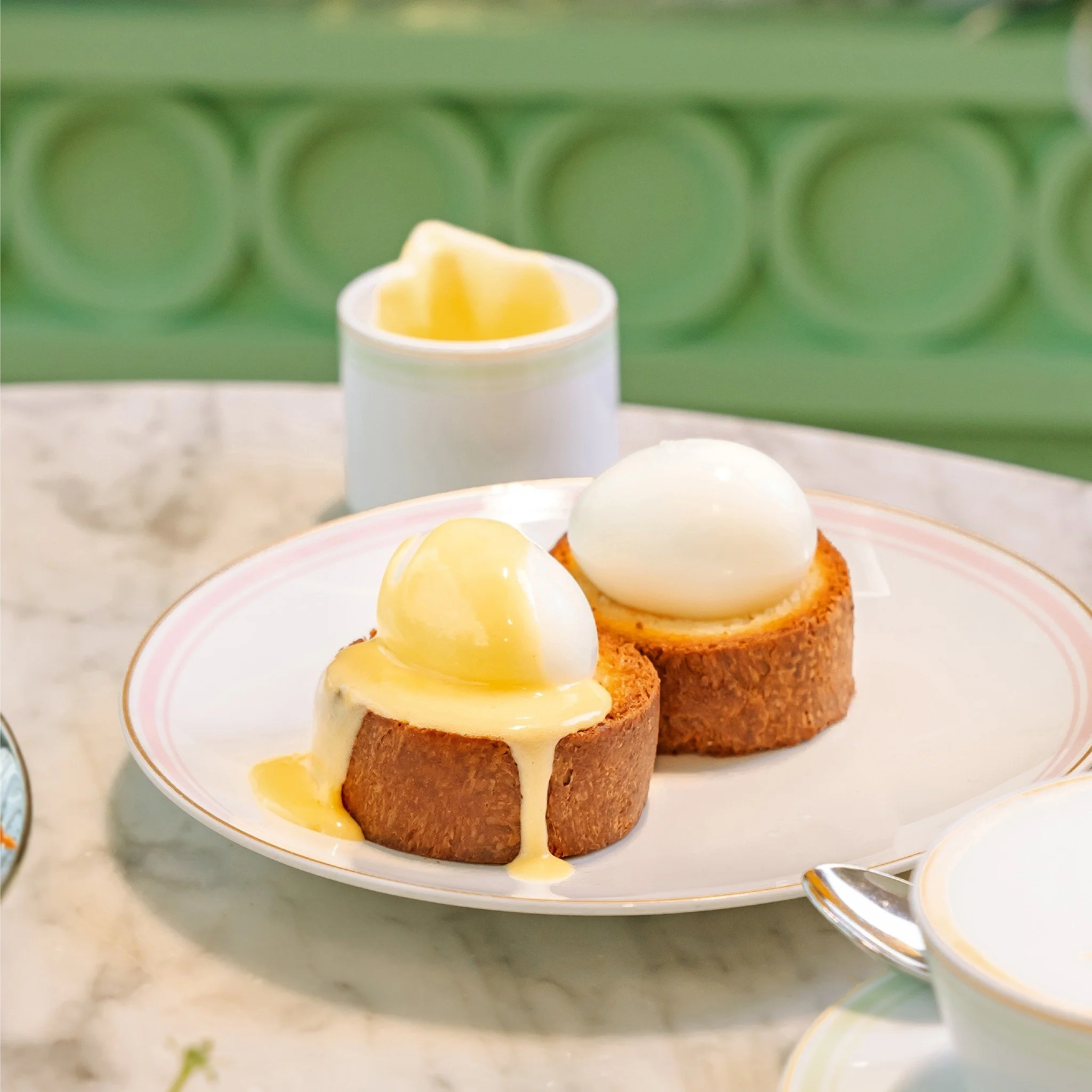 Eggs Benedict.jpg
