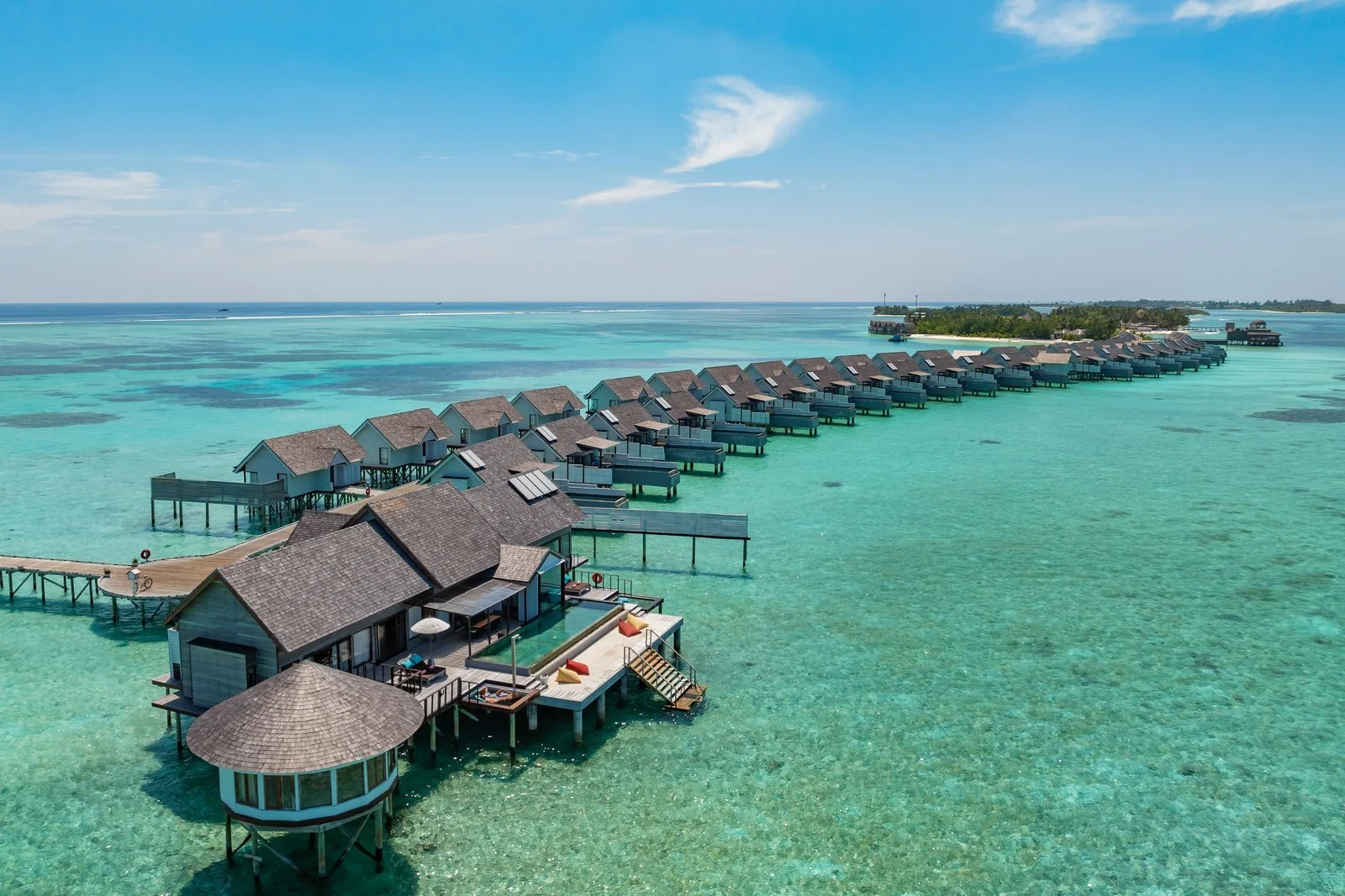 OZEN Collection Takes Two Top Honours at the 33rd World Travel Awards