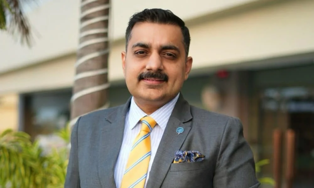 Mohit-Singh-Director-of-Operations-at-Eros-Hotel-New-Delhi-by-IHG-1000x600.jpeg