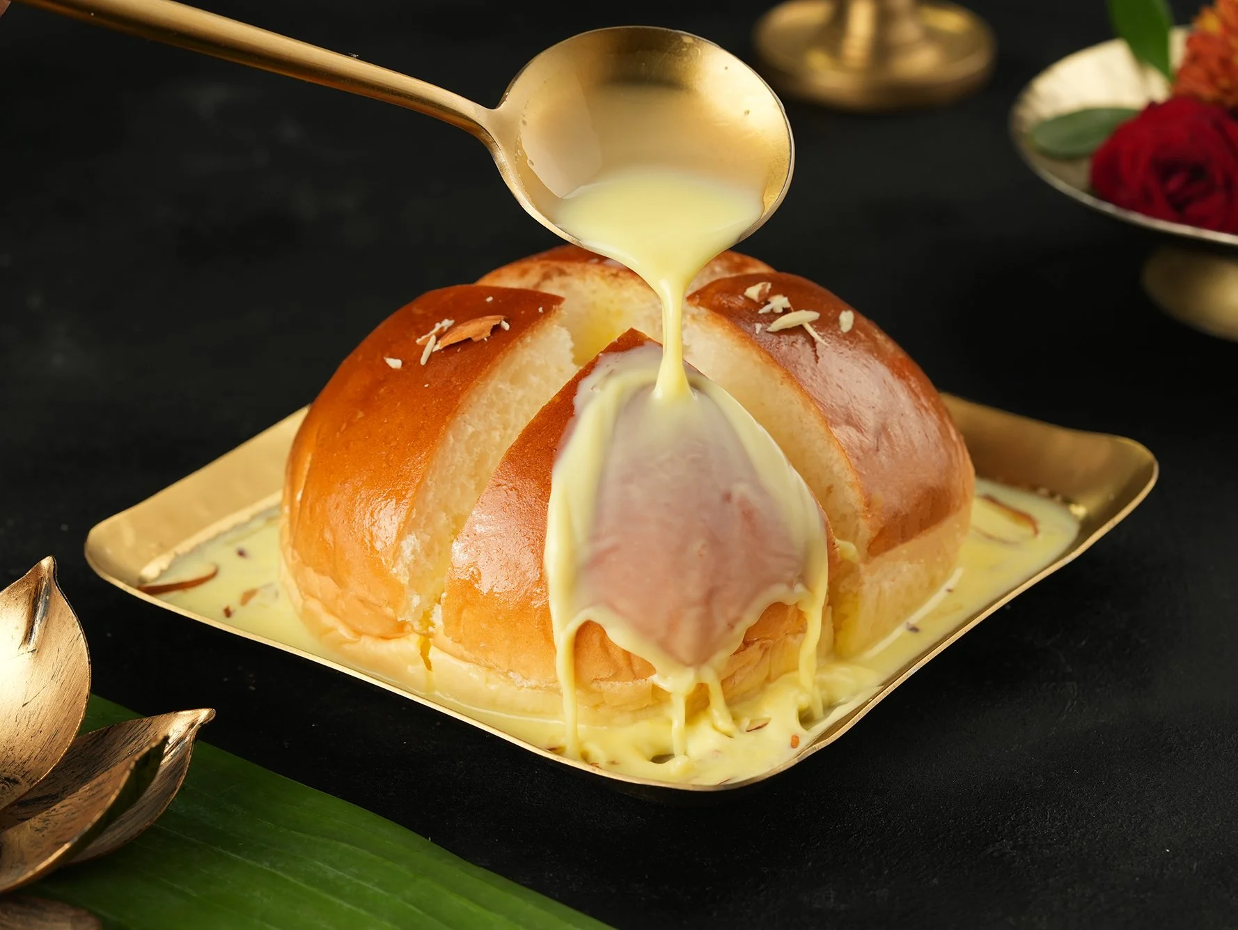 The Rameshwaram cafe - Badam Milk bun Maska (2).JPEG