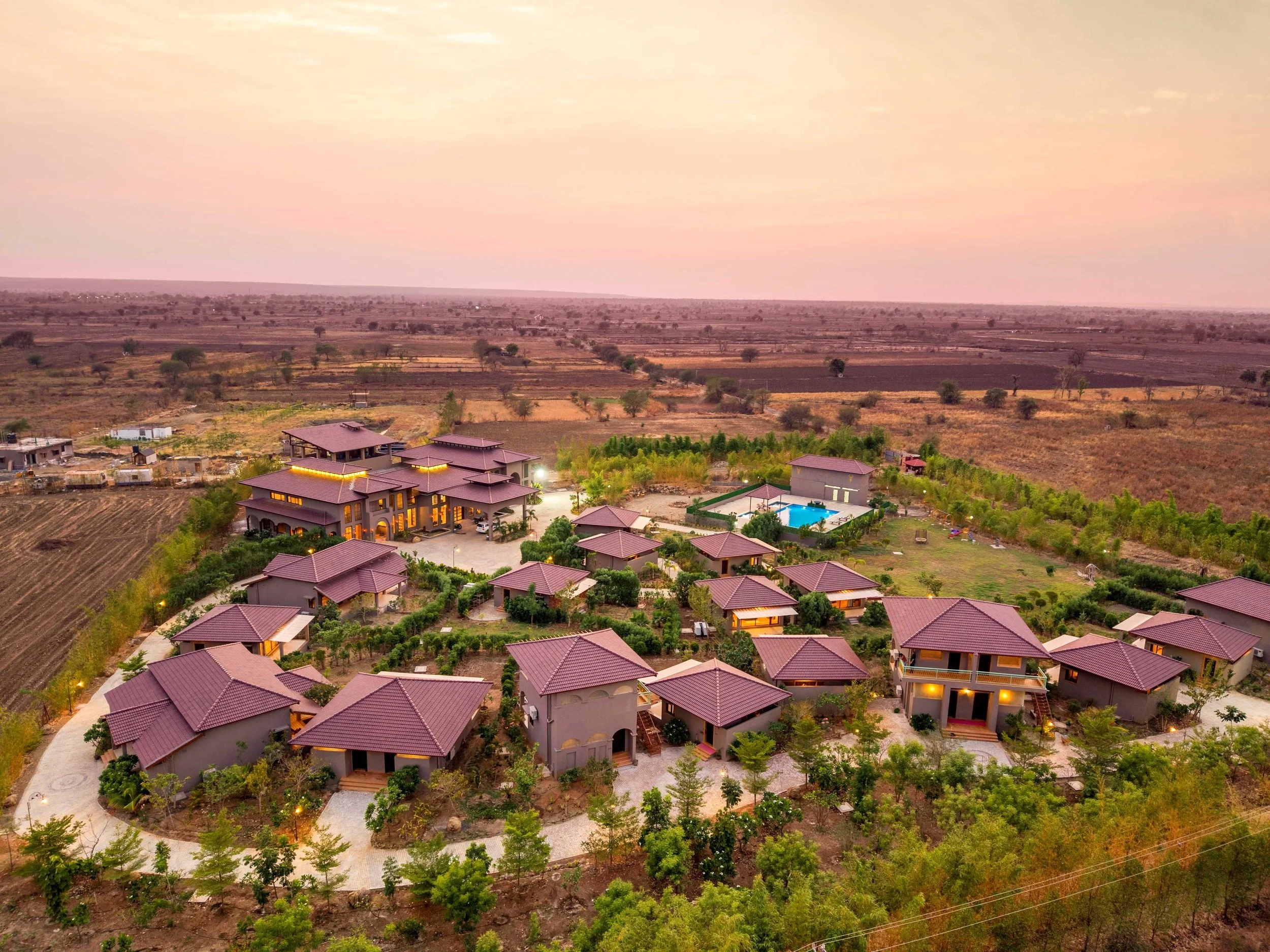 Sterling Vanyatara Tadoba.jpg