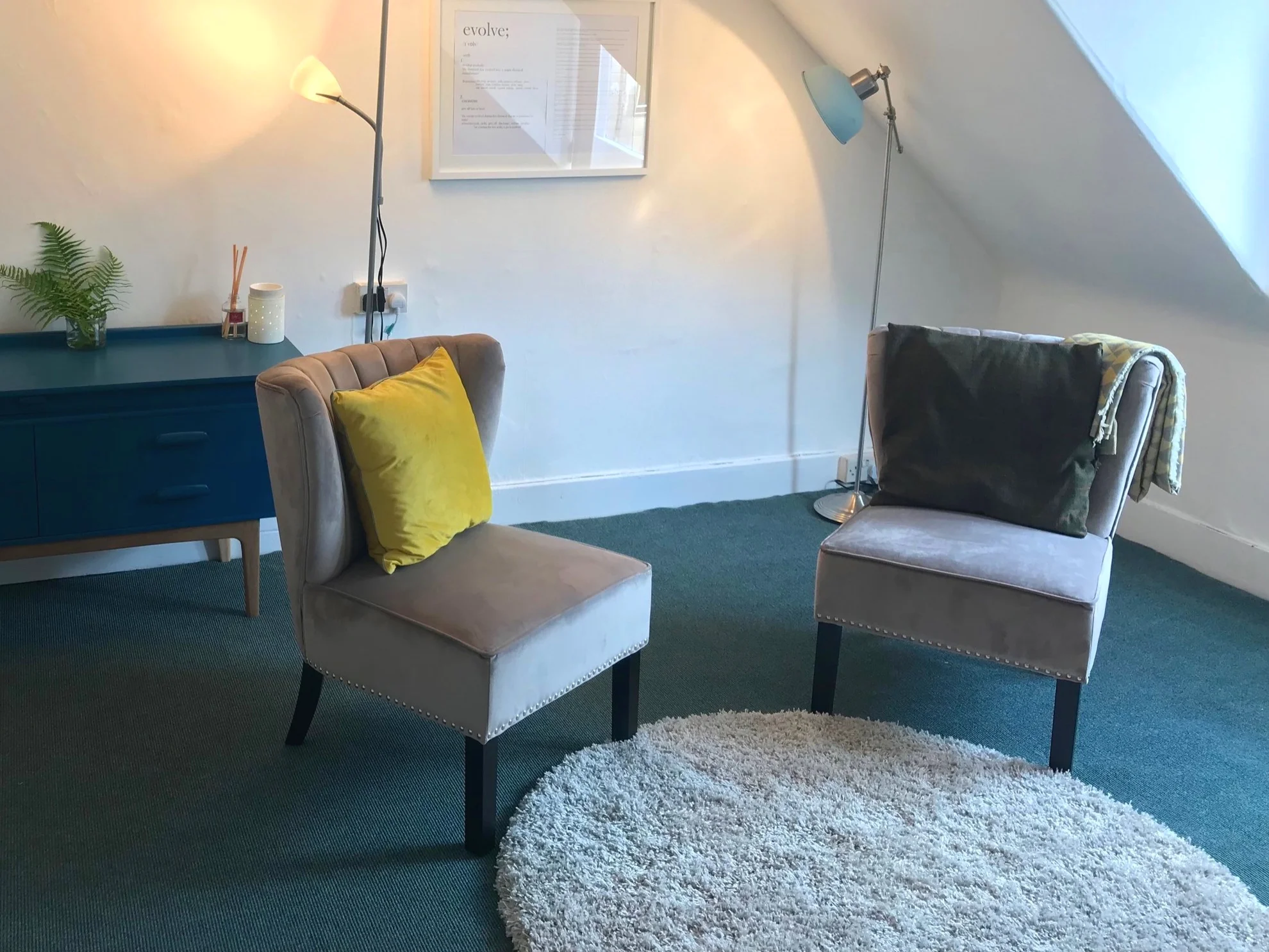 Evolve Counselling room: Confidential, private & comfortable