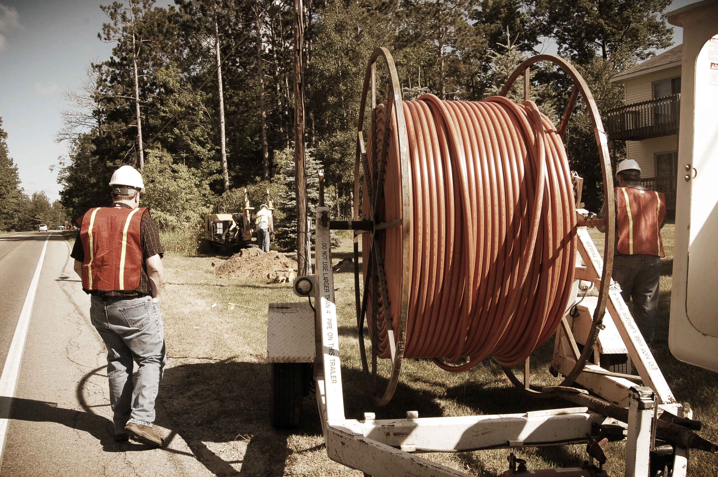 We are a proven and trusted provider of OSP construction services for townships, campuses and multi-building environments. We have the expertise, equipment and personnel to place copper, fiber optic and coaxial cable in a variety of operating environments including aerial, buried and underground.