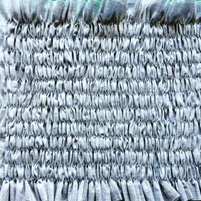 Smocking Detail : Sampling, Atelier Baba
