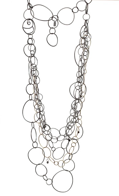 VeryThin_multiple_chains_long.jpeg