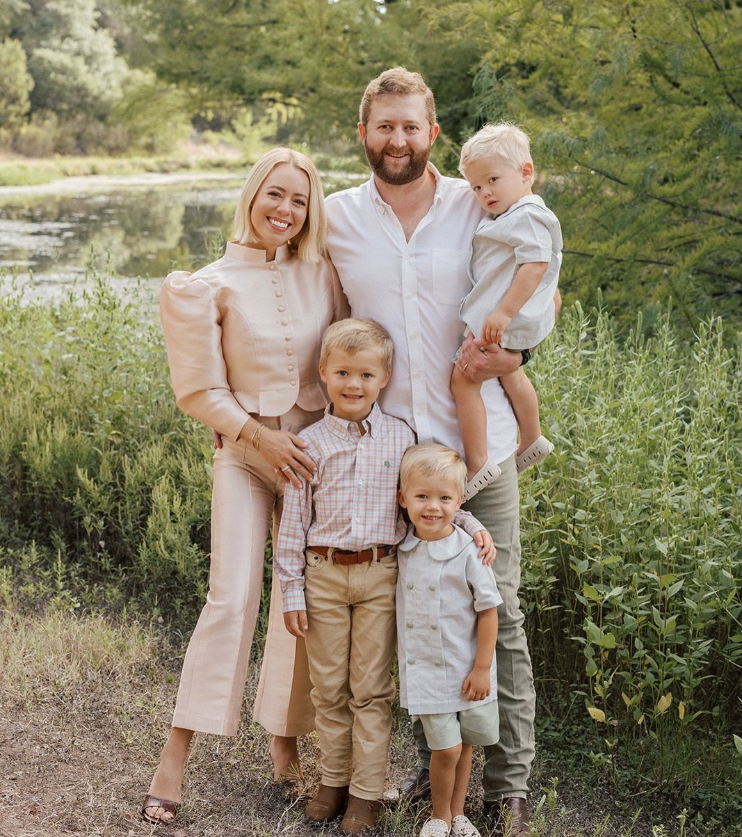 That&rsquo;s a wrap on a wonderful 2025 with my boys! Let&rsquo;s gooo #2026 💫✨🫶🏻 #happynewyearyall 

📷 by our fave @michellenash__