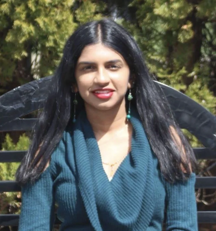 Ann Palathingal Ann Palathingal was born and raised in Queens, NY. She graduated from Lehman’s Macaulay Honors College with a BA in Chemistry in 2017. Ann worked on a polyoxometalate (POM) project from Fall 2015-Spring 2017. In the lab, she synthesized rhenium-based POMs and studied the stability of these compounds using CV, IR, NMR, and UV-Vis to assess the possibility of using POMs to store radioactive waste. She currently works at Lehman’s Academic Center for Excellence (ACE) as a certified writing tutor and academic coach. Ann hopes to matriculate into medical school by the fall of 2019. In her spare time, she volunteers at a free clinic for the homeless and spends time with family and friends.