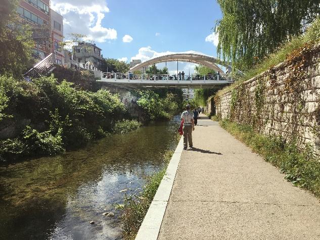 View of pedestrian bridge across Cheonggyecheon