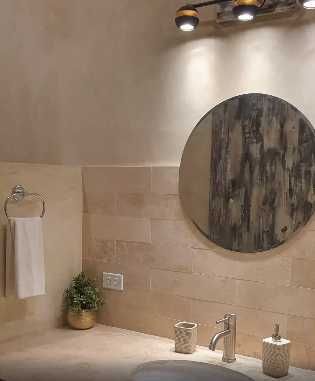 Screen Shot 2023-08-20 at 9.29.16 AM.png