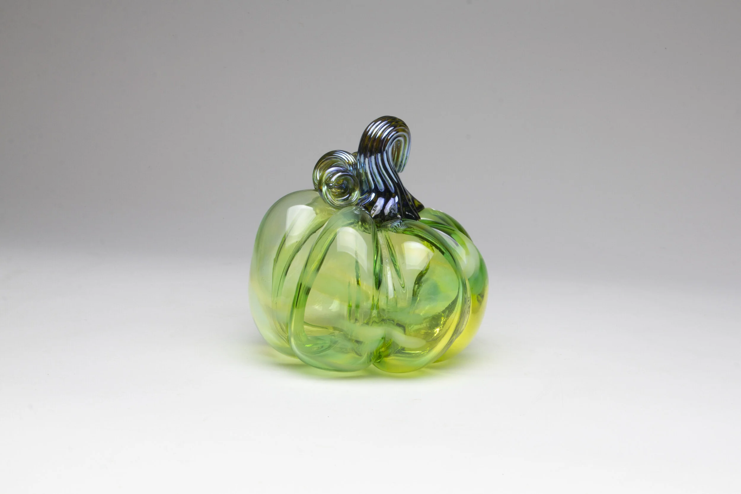 NicholsonvanAltenaGlass_LimeGrnmxIG.jpg