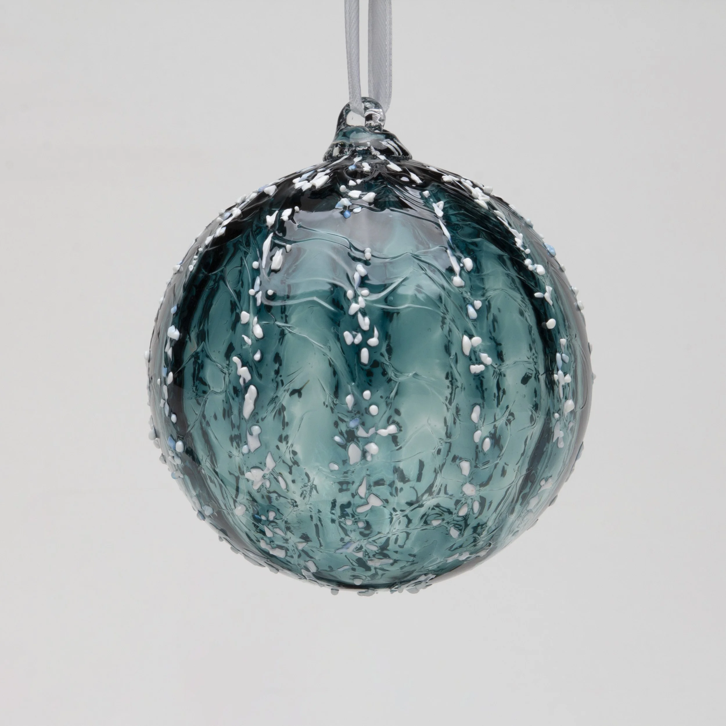 NicholsonvanAltenaGlass_PineSnoweball.jpg